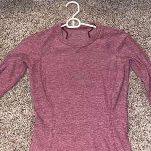lulu lemon long sleeve size 2!!